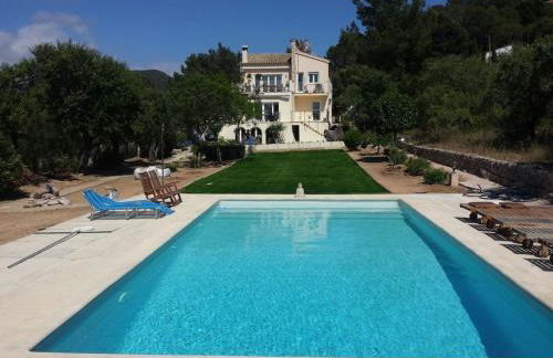 Port D'Andratx Family House, Swimming Pool & Jacuzzi 10-22 people - Foto 1