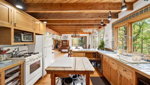 Spacious 6 Bedroom Chalet Near Holiday Valley - Foto 3