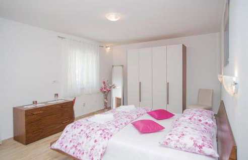 Beautiful Home In Zagvozd With Sauna - Foto 25