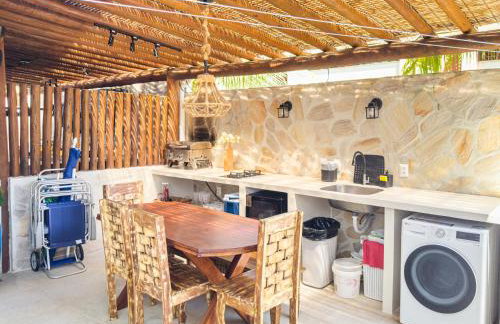 Casa Turquesa Pé na areia Piscina infinita Pet friendly Condomínio fechado - Foto 46