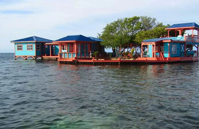 Bird Island Placencia - Foto 1