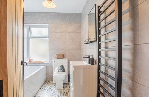 Warm Cottage Stay In Lindley - Long Term - Foto 7