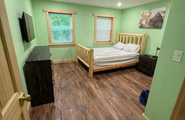 Majestic Cottage Estate with Indoor Heated Pool - Foto 34