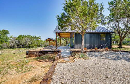 Recently Built Cabin with Pavilion in Granbury! - Foto 20