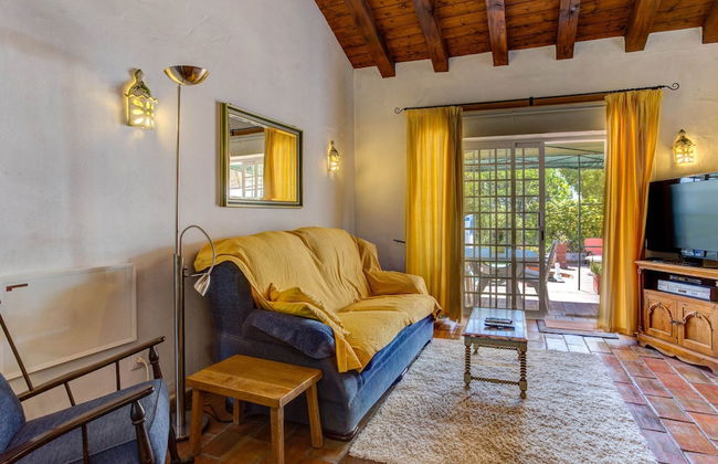 Gorgeous Holiday Home With Swimming Pool - Foto 8