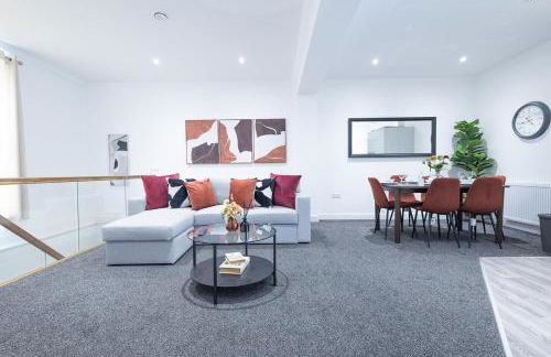 Sunrise Haven Sleeps 7 with Parking - Foto 1