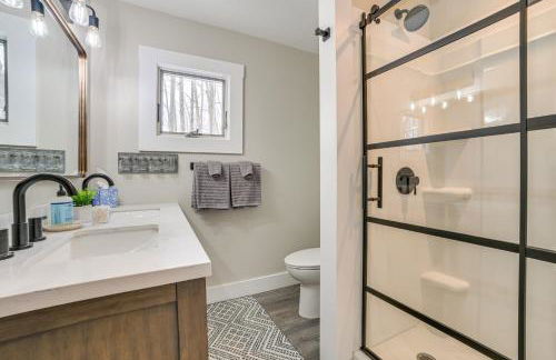 22 Mi to Boyne Mountain Home with Fire Pit! - Foto 12