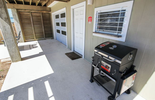 Pool Days and Dock Nights - Foto 1