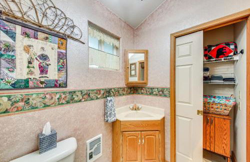 Homey Pet-Friendly Libby Cottage with Yard by Creek! - Foto 15