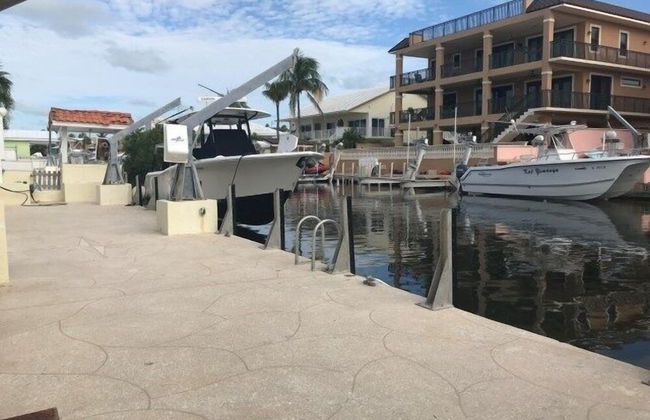 Beautiful Canal Front Home With Above Ground Pool, Dock And Fish Cleaning Station 4 Bedroom Home by RedAwning - Photo 32