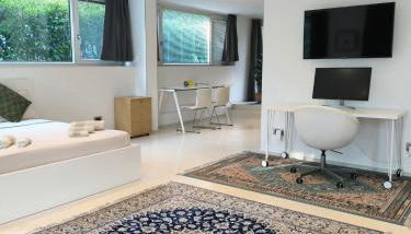 The House of Marbles - Photo 4