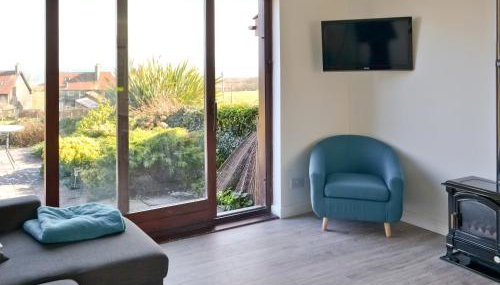 Eider Cottage - Photo 2