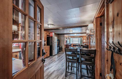 Camp S'Mores Lakefront Hot Tub Dogs stayFREE - Foto 11