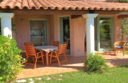 Panoramic Sea View Villa in private residence with pool - Photo 6