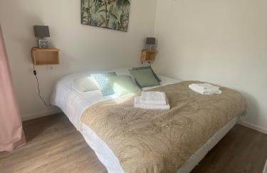 La vie est belle - centre d'Arromanches, terrasse - Foto 10