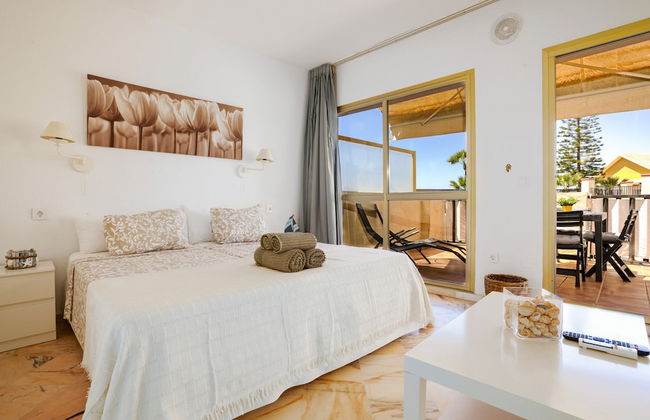 Studio in Marbella Near Romana Playa Beach - Photo 3