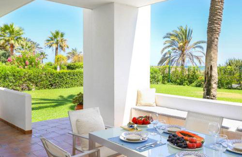 Frontline beach ground floor apartment - Los Monteros Palm Beach - Photo 11