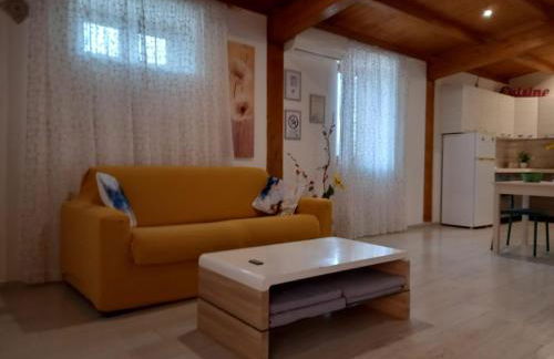 Regina Claudia - Foto 31