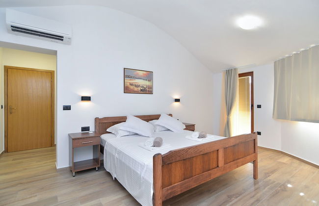 House 1958 - Photo 5