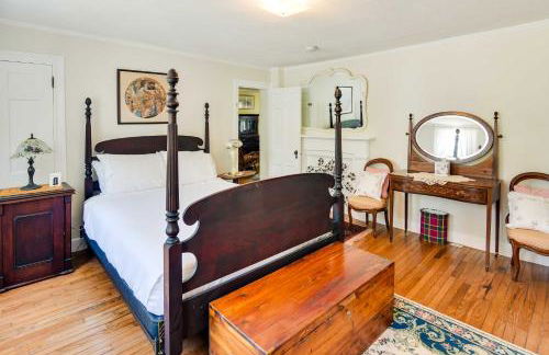 Historic Warren Vacation Rental Walk to Beaches! - Foto 19