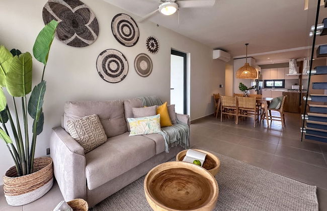 4 Bedroom Beach Penthouse w Private Rooftop - Foto 4