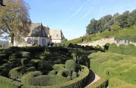 Au Pied du CHÂTEAU - 5 à 11 personnes - Baignade-canoë-piste cyclable à 100 m - Foto 70