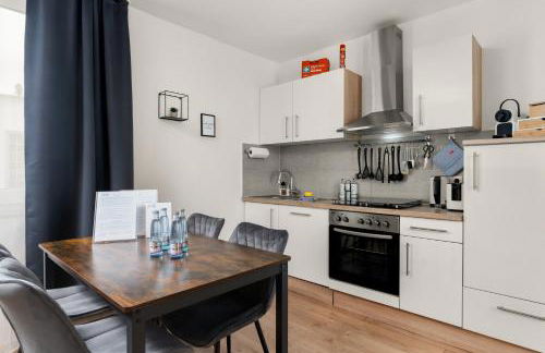 Guermache Apartments- City Design Apartments, Zentrum, Outlet, Balkon, Küche - Foto 15