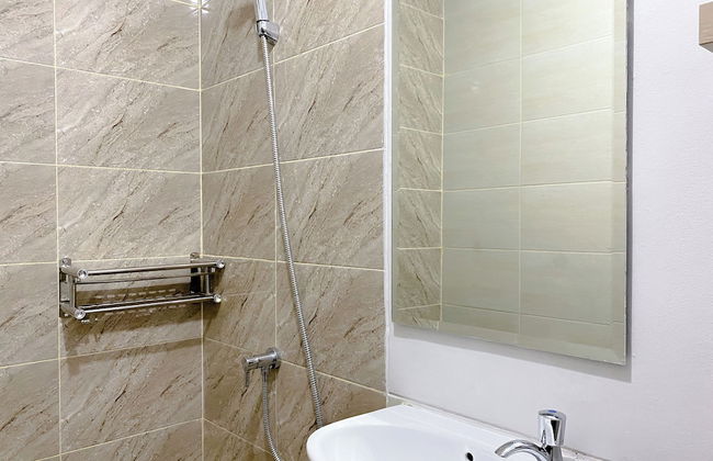 Serene And Tidy Studio Apartment Transpark Juanda Bekasi Timur - Foto 11