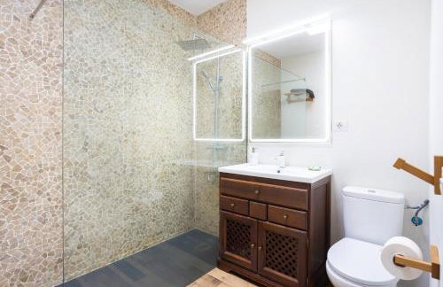 Casa Totalmente Renovada en Zona muy Tranquila!!! Vistas al Mar y Montaña - Foto 16