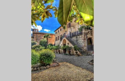 Pasqui Villas La Consuma villa storica in paese con vista pscina WiFi - Foto 10