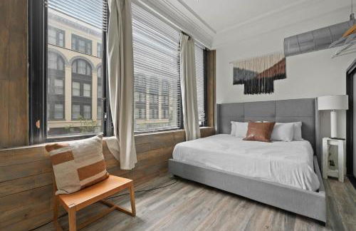 Party in Gaslamp 4BR Downtown Pad with Bathtub - Foto 4