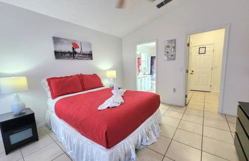 Home Close to Disney Parks/Amazing Private Pool - Photo 45