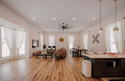 Unique Old Train Station 15 Minutes from Boyne - Foto 8