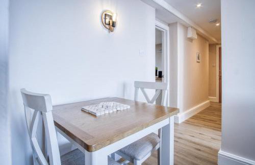 Waterfront 1 - 1 Bedroom Apartment - Wisemans Bridge - Foto 72