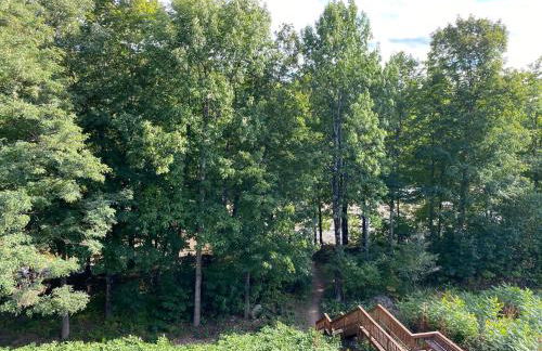 Loon Mountain Retreat with Pool and Hot Tub - Foto 49