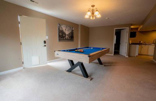 Hillcrest Chalet - Spa - Firepit - Views - USAFA - Foto 30