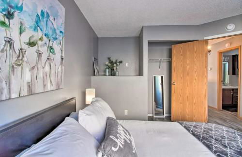 Welcoming West Fargo Retreat w Backyard - Foto 15