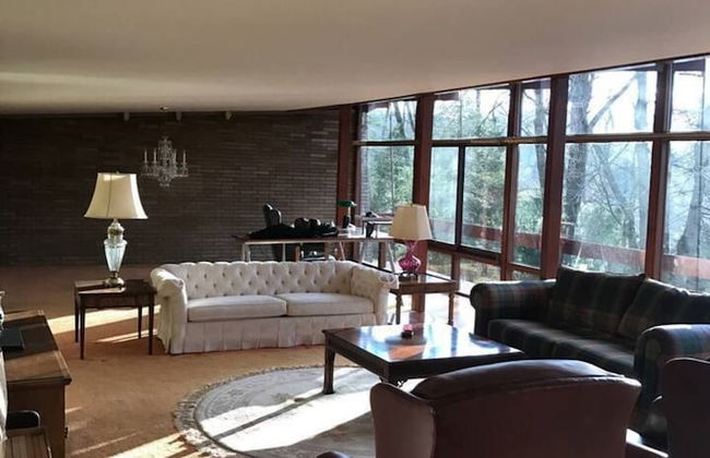 Unique and Secluded Country Estate Near Pittsburgh - Foto 8