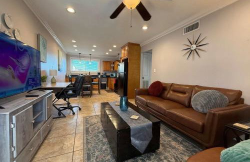 2 br with Pool & washer dryer - Foto 1