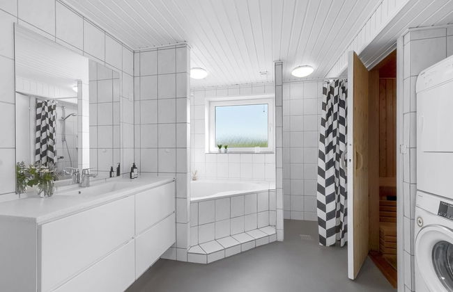 "Hillevi" - 200m from the sea - Photo 26