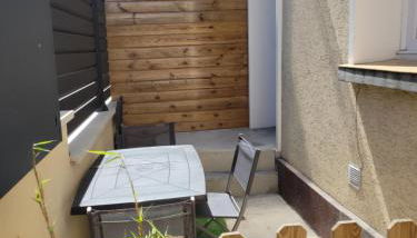 Paris par métro 4 - RER B - calme - patio privé - Foto 2