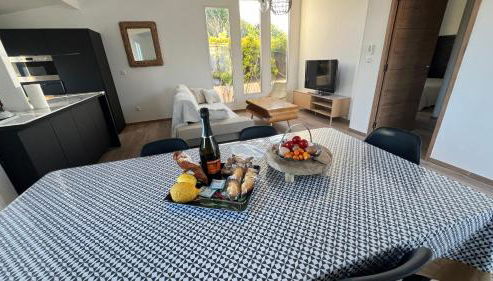 Villa Altea- Lido Marana - piscine privée exclusive - plage à pied - 3 bedrooms house - private swimming pool - beach access on foot - Foto 4