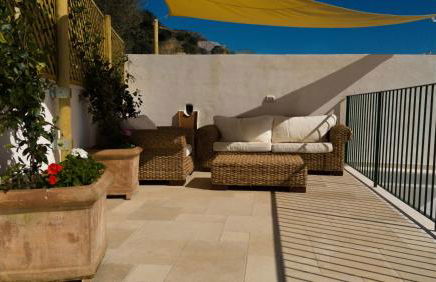 Casa Console - Photo 2