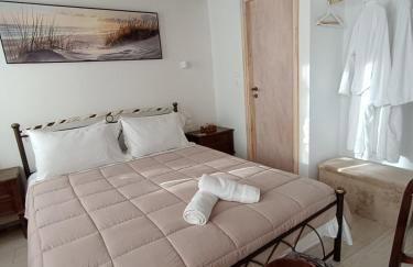 Suites-Xenonas "Alexandra's Coffee House" - Foto 16