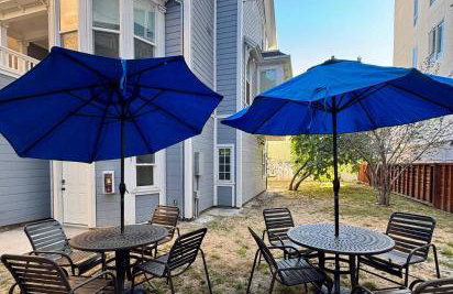 Amazing, Sunny, and Spacious! Steps to Campus! - Photo 10