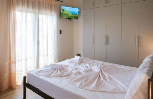 Effie's Maisonette with Detached Studio - Photo 10