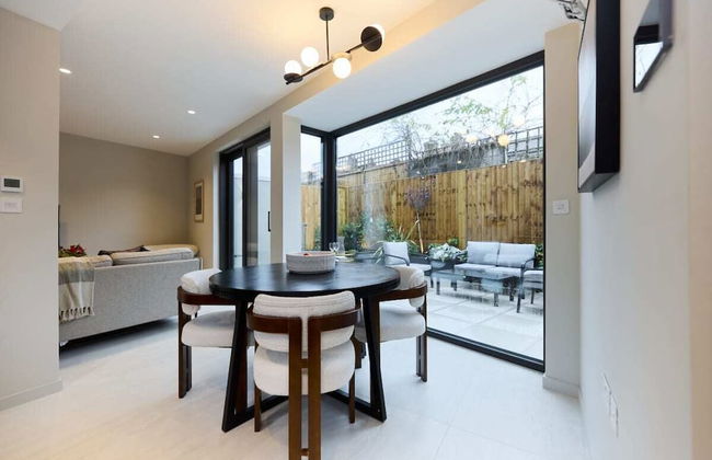 The Letchford Garden Mews - Elegant 2bdr House With Garden & Patio - Foto 19