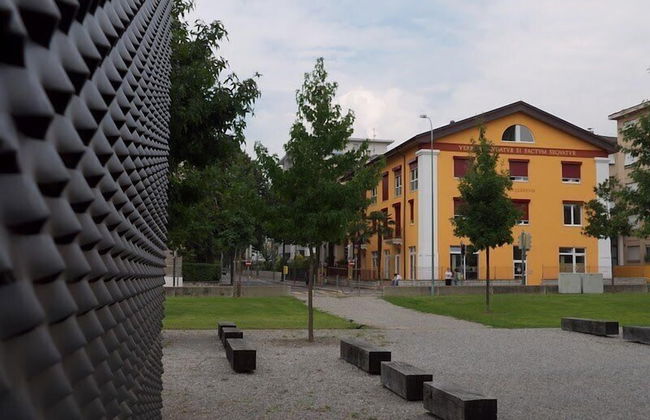 GuestHouse Lugano University - Photo 40