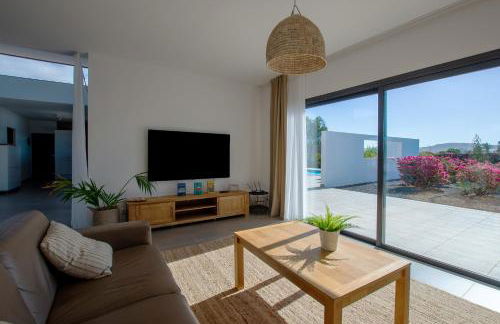 Heated & Shared Pool VILLA MATRIANA 36A, North Shore Villas - Foto 25