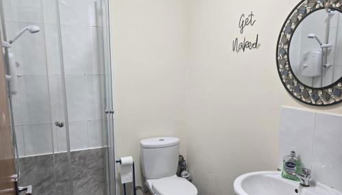 2 Bed - Sleeps 6 - Private Balcony - City Centre - Foto 5